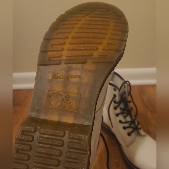 White Dr. Martens - Picture 5 of 8